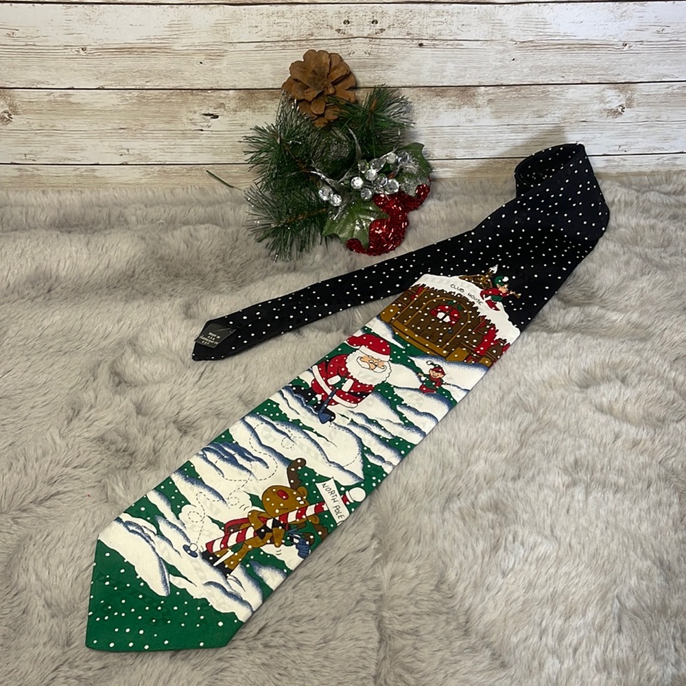 Christmas Tie 🎄🎅🏼 for Holiday Cheer 🥂🎁